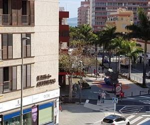 Centrico Apartamento con Balcon cerca de la Playa Tenerife Island Spain