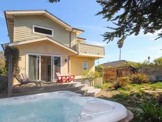 Hotel pic New Listing! Modern Beach House with Hot Tub home