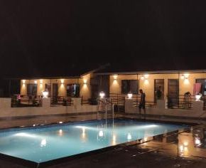 NearBy Hotel