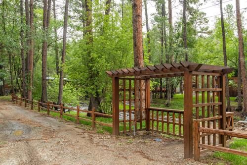 Ruidoso Lodge Cabin #5