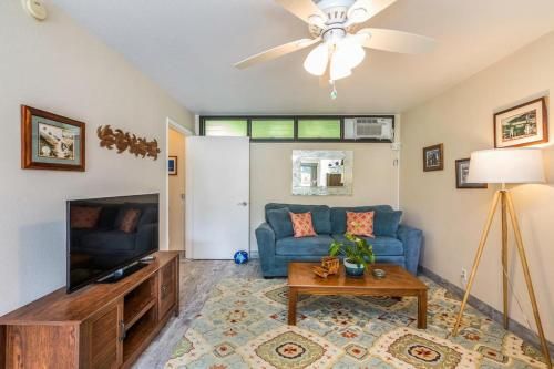 Hale Moi 112B, Queen Bed, Breakfast Bar, Lanai, AC, Sunsets condo