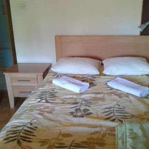 NearBy Hotel