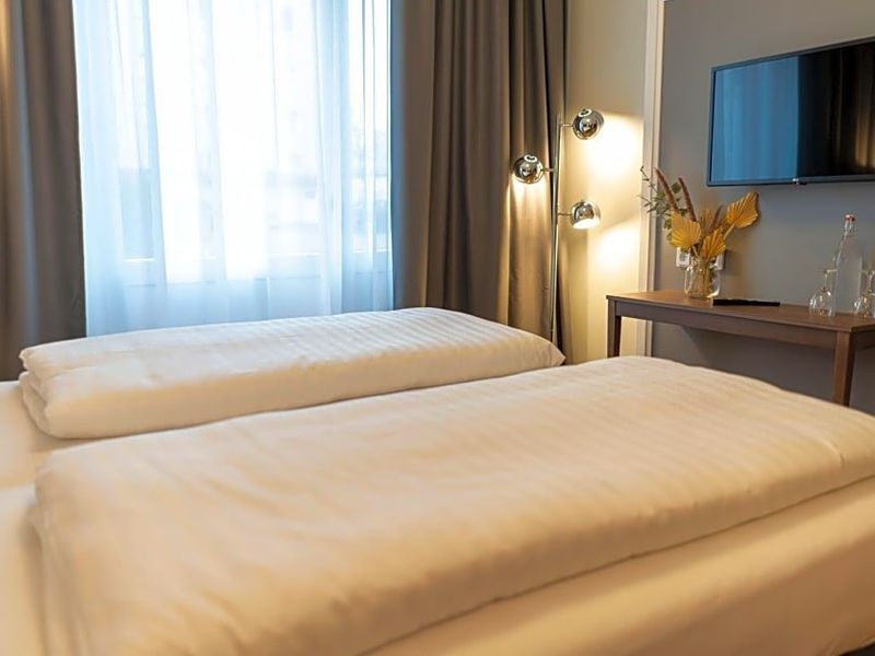 Hotel Photo 5