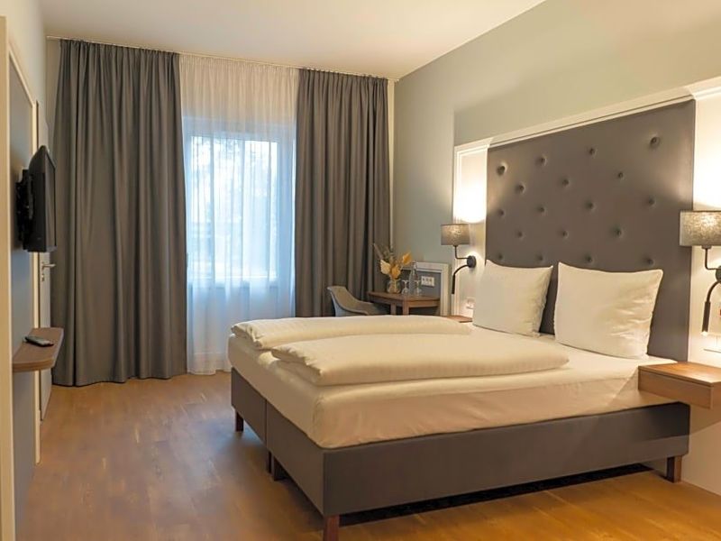 Hotel Photo 6