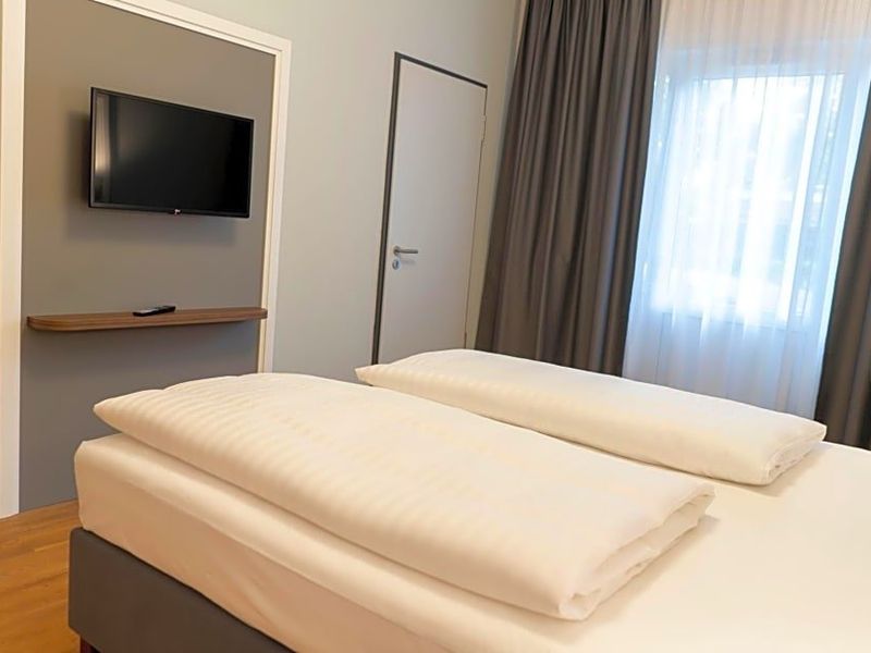 Hotel Photo 7