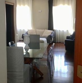 NearBy Hotel