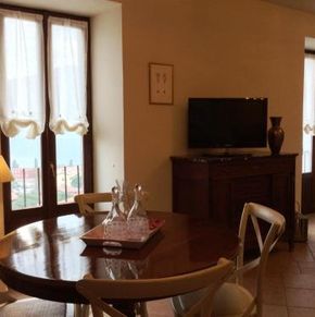 NearBy Hotel