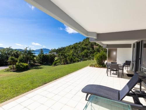 Frangipani Beachfront Lodge F7 on Hamilton Island by HamoRent