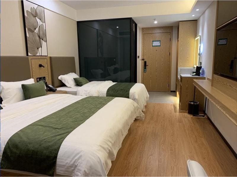 Hotel Photo 12