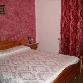 NearBy Hotel