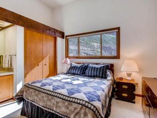 Hotel pic 2 Br Buttes Condo- Breathtaking Views Of Mountain Range Condo