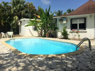 Hotel pic Maison de 3 chambres a Saint Francois avec piscine privee jardin clos 
