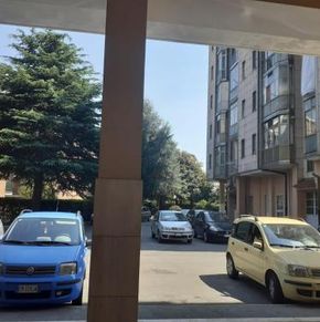 NearBy Hotel