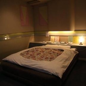 NearBy Hotel