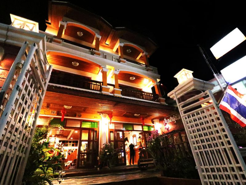 Hotel Photo 3