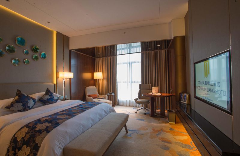 Wenshan Phoenix Jinjiang Hotel