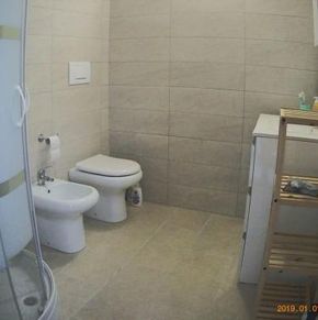 NearBy Hotel