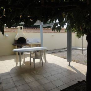 NearBy Hotel