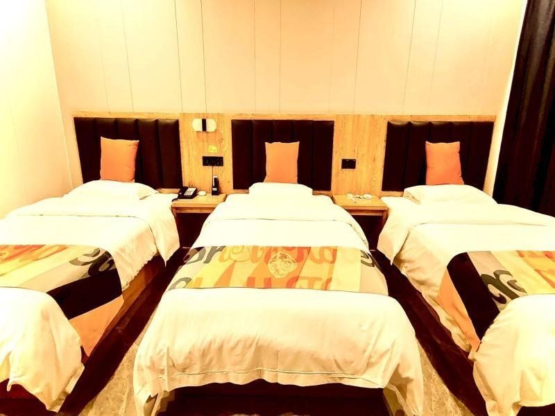Hotel Photo 13