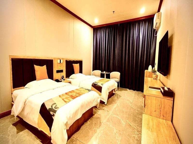 Hotel Photo 15