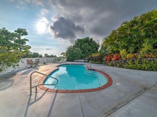Фото отеля Kailua-Kona Apartment with Garden - Close to Beaches