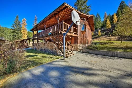 Photo of Scenic Kootenai Forest Home with Outdoor Living Area