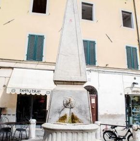 NearBy Hotel
