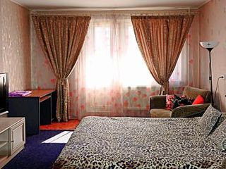 Apartments on Pyatiletok 3