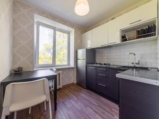 Light comfortable apartment with 2 bedrooms