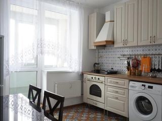 Elegant apartment near Moskovskaya metro station