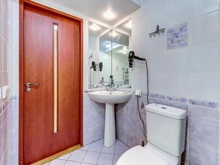 Art Square Apartment