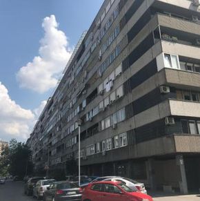 NearBy Hotel