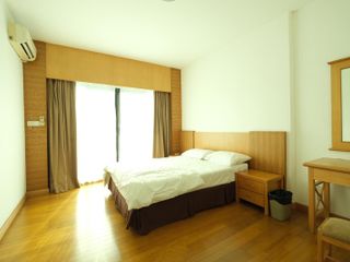 Фото отеля Апартаменты (171 m²) с 4 спальней(-ями) и 2 ванной(-ыми) комнатой(-ами