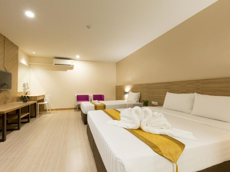 Hotel Photo 8