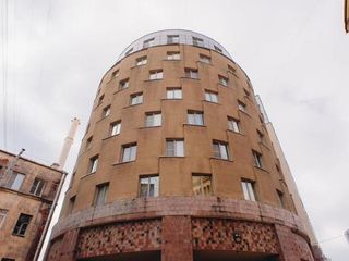 Невскии колизеи в центре Санкт-Петербурга