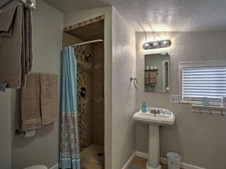 Hotel pic Remodeled Chico Cottage Just 5 Mins to Downtown!