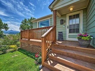 Фото отеля Yellowstone Country Family Home with Deck and View