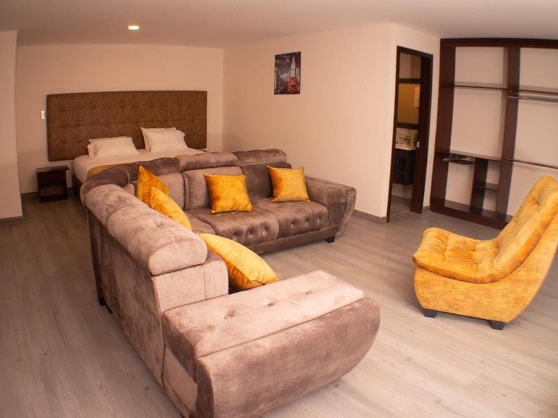 Hotel Photo 5