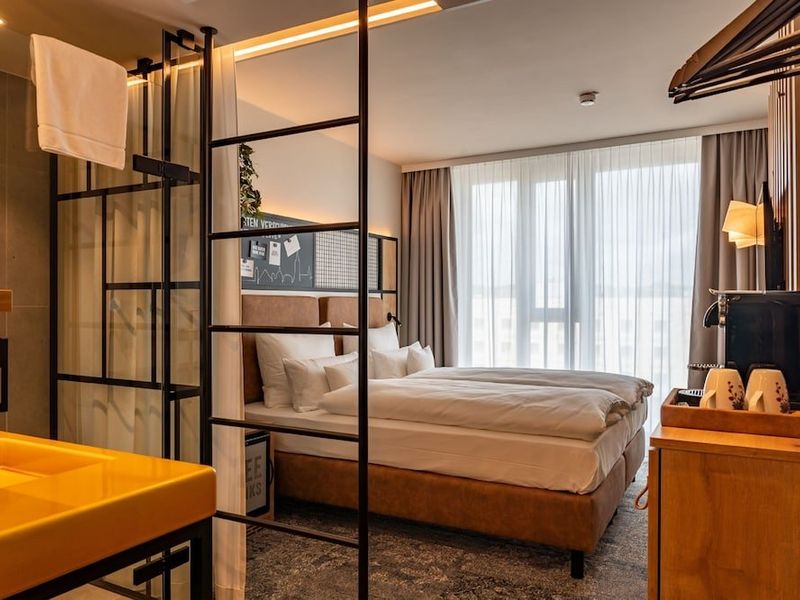 Hotel Photo 9