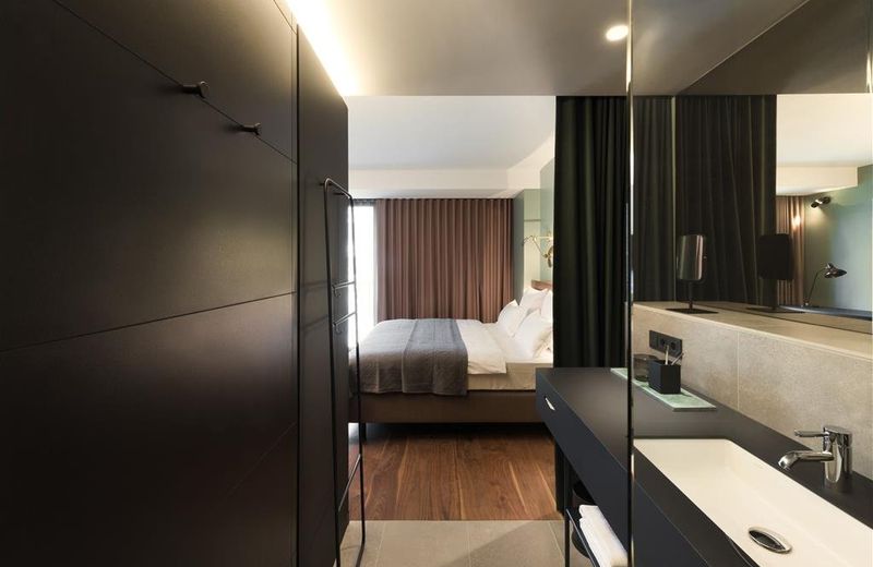 EmiLu Design Hotel