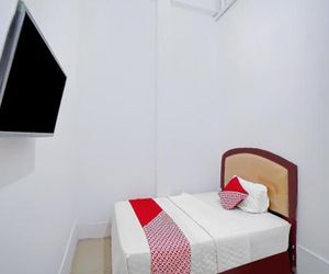 OYO 90387 Sepakat Guest House Medan Indonesia