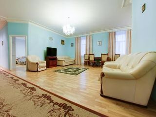 Nevsky 30 big apart