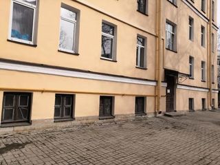 Невский проспект рядом