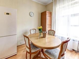 Griboedova Riverside View Apartment