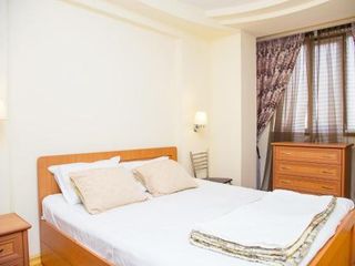 Hotel pic Cozy and comfortable apartment near Bobur Park