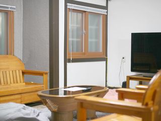 Hotel pic Gangneung Gangmunhaebyeon Pension and Guest House