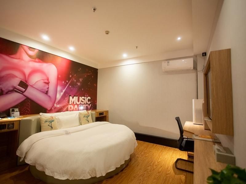 Hotel Photo 7