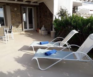 Helen House-Minimal Perfection Mykonos Town Greece