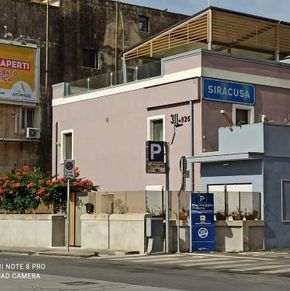 NearBy Hotel