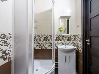 Emerald Apartments Lesnaya station